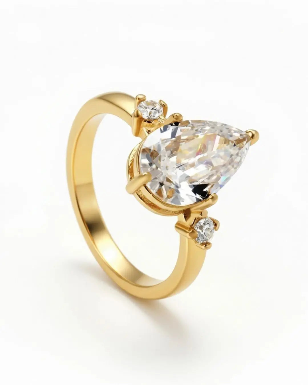 Élise 18K Gold Plated Pear Cut CZ Solitaire Ring Desse Collective