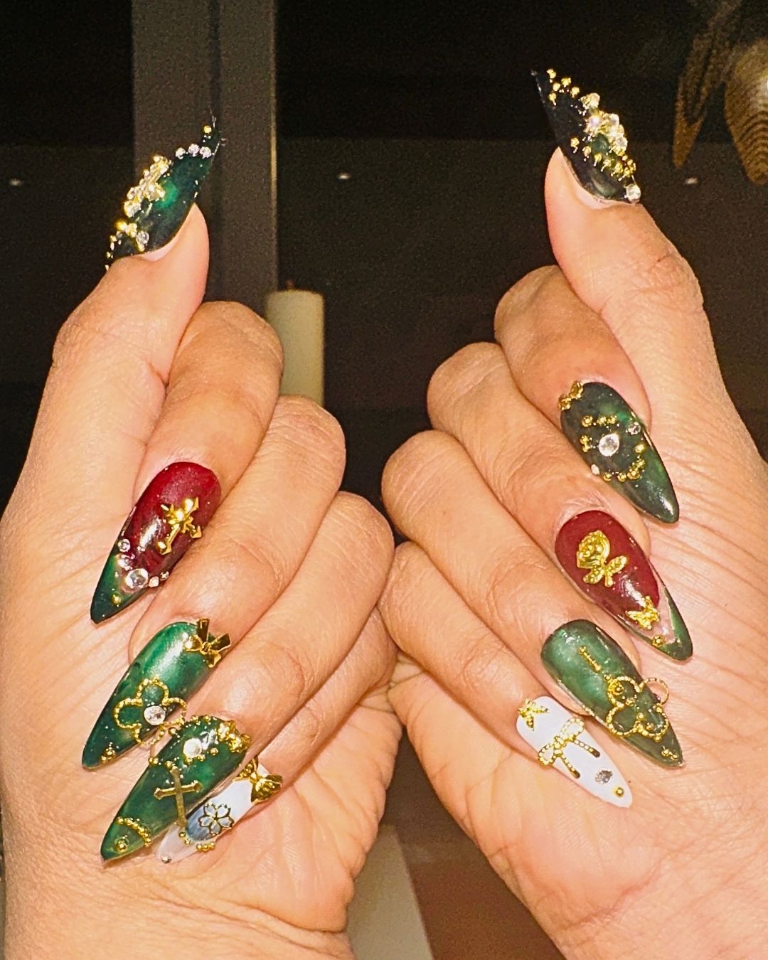 Emerald Requiem Press-On Nails Desse Collective
