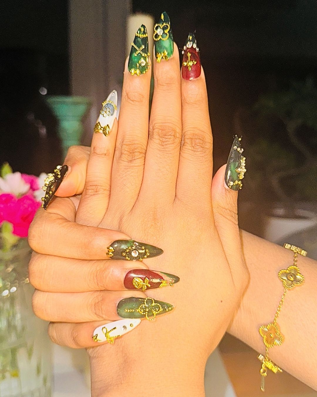 Emerald Requiem Press-On Nails Desse Collective