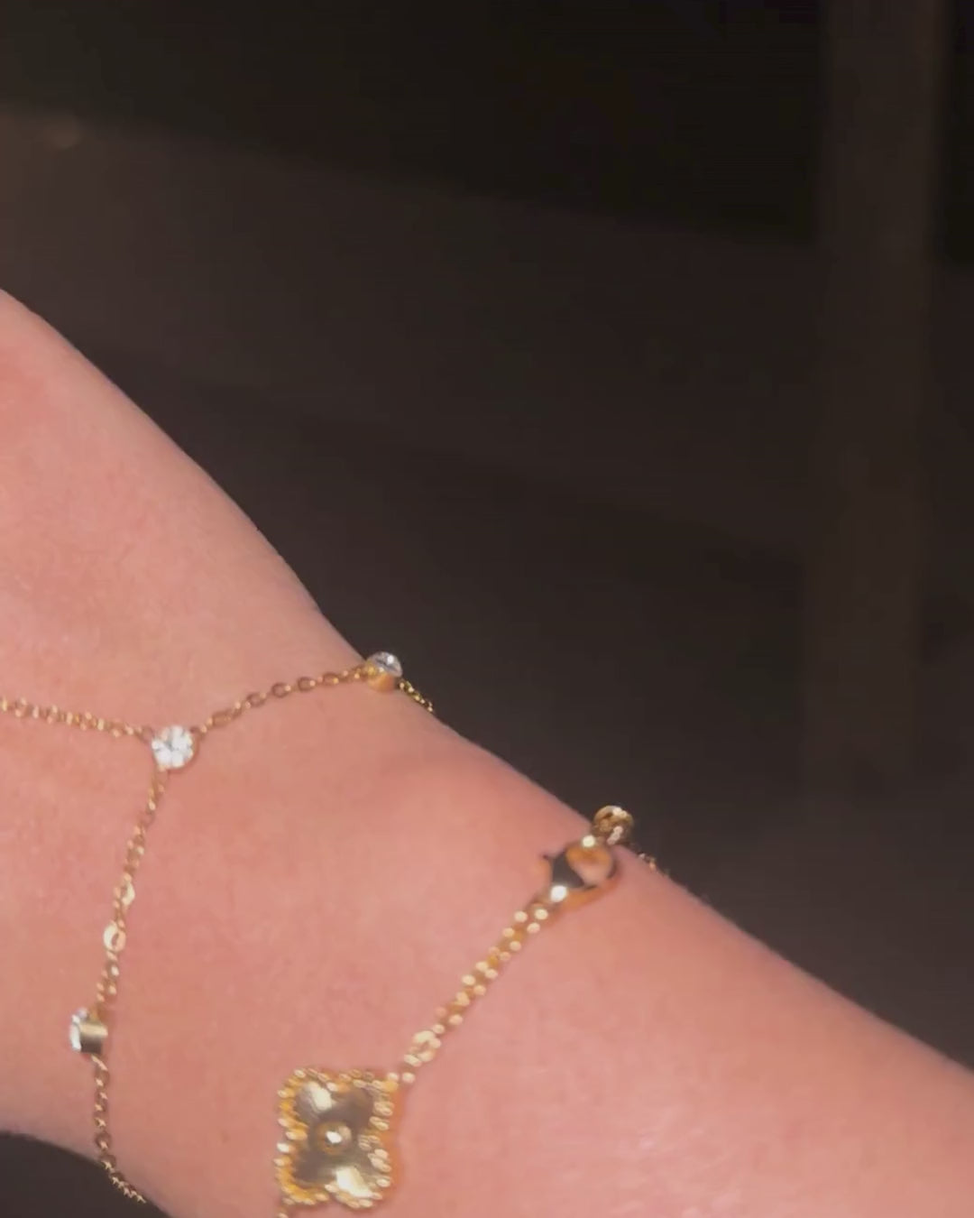 Reign 18K Gold Plated Hand Link Chain Bracelet